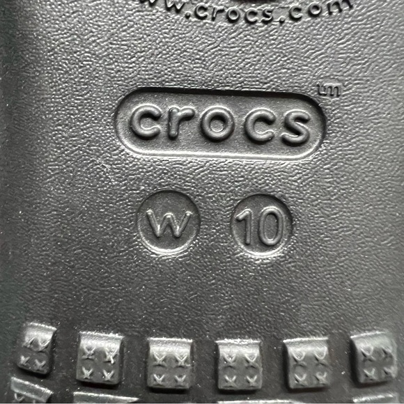 NWOT Crocs Womens Kadee II Cherry Pattern Sandals Size 10 - Picture 4 of 13